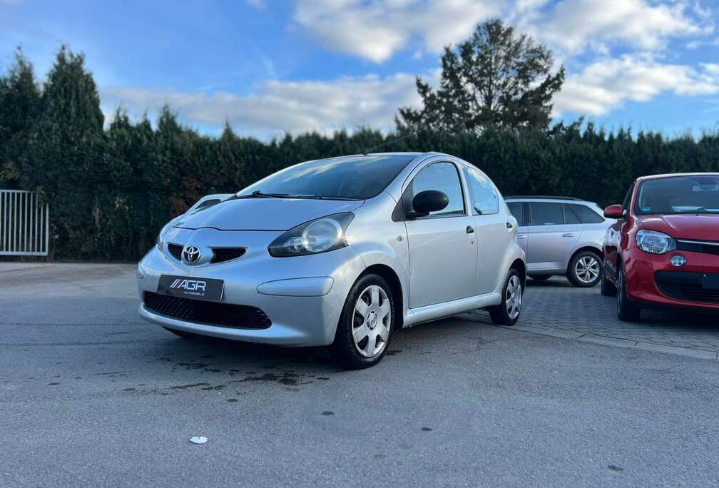 Toyota PRETE A IMMATRICULER