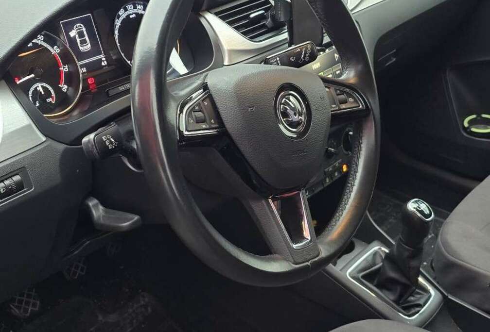 Skoda Rapid 1.0 Tsi , 2019, 77.124 km full history,Euro6