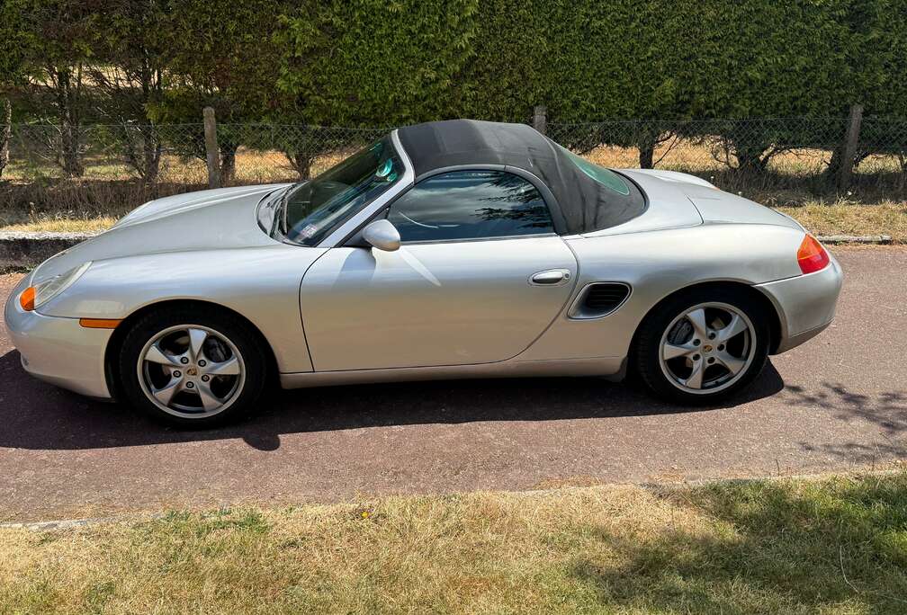 Porsche 2.7i Tiptronic S