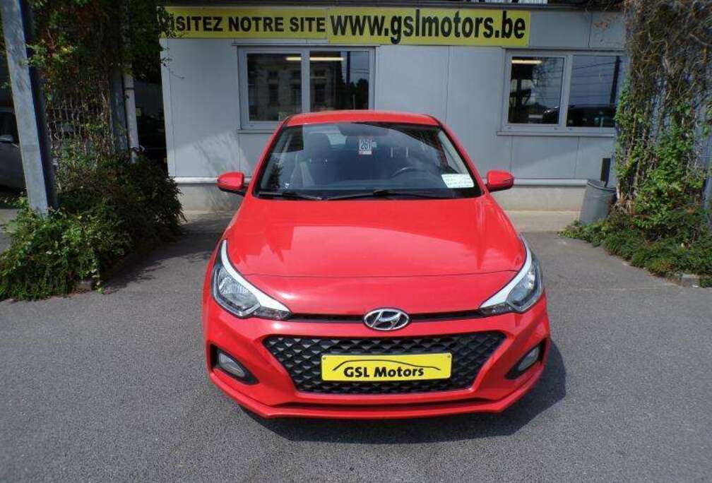 Hyundai 1.2 75cv rouge 07/19 Airco Camera Bluetooth