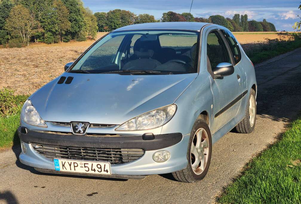 Peugeot 1.6i 16v Quiksilver