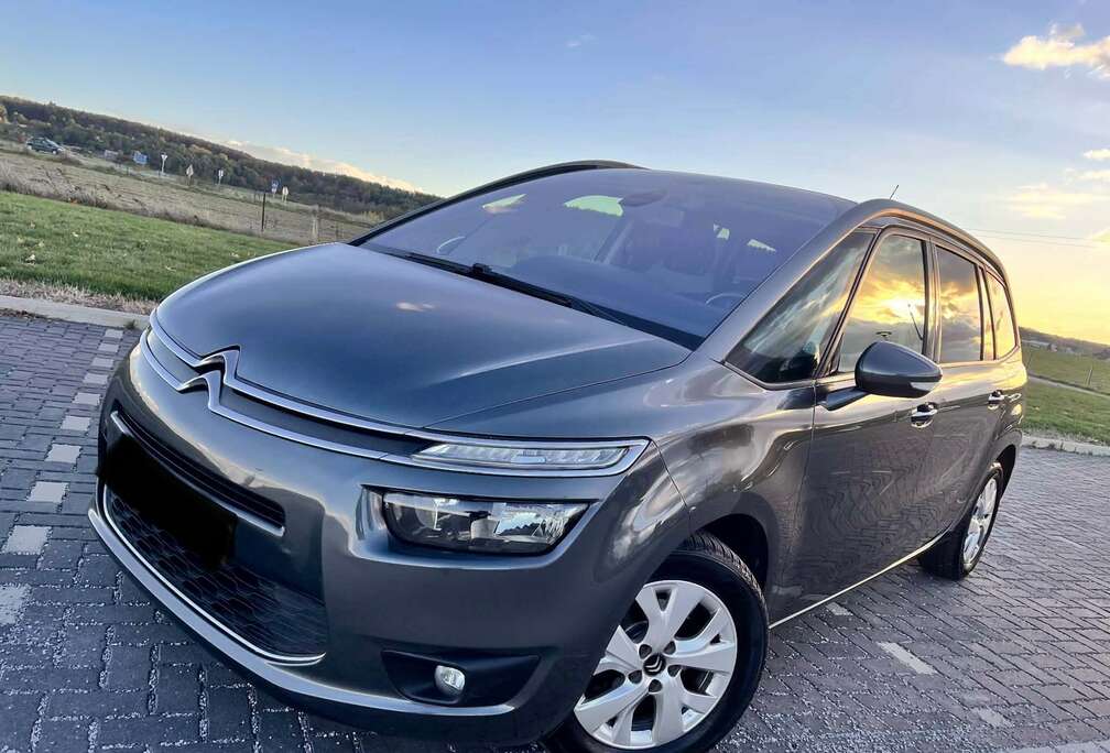Citroen C4 Picasso automatique 7pl euro 6b prêt à être immatriculé
