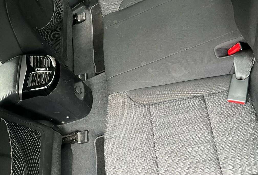 Hyundai 1.7 CRDi Lounge ISG