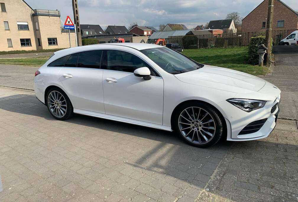 Mercedes-Benz Shooting Brake  AMG Line