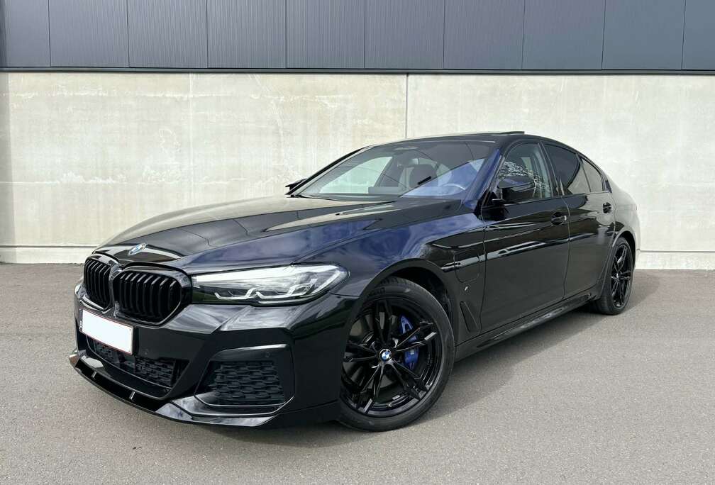 BMW e M Sport  Pano  ACC  Standverwarming  CarPlay