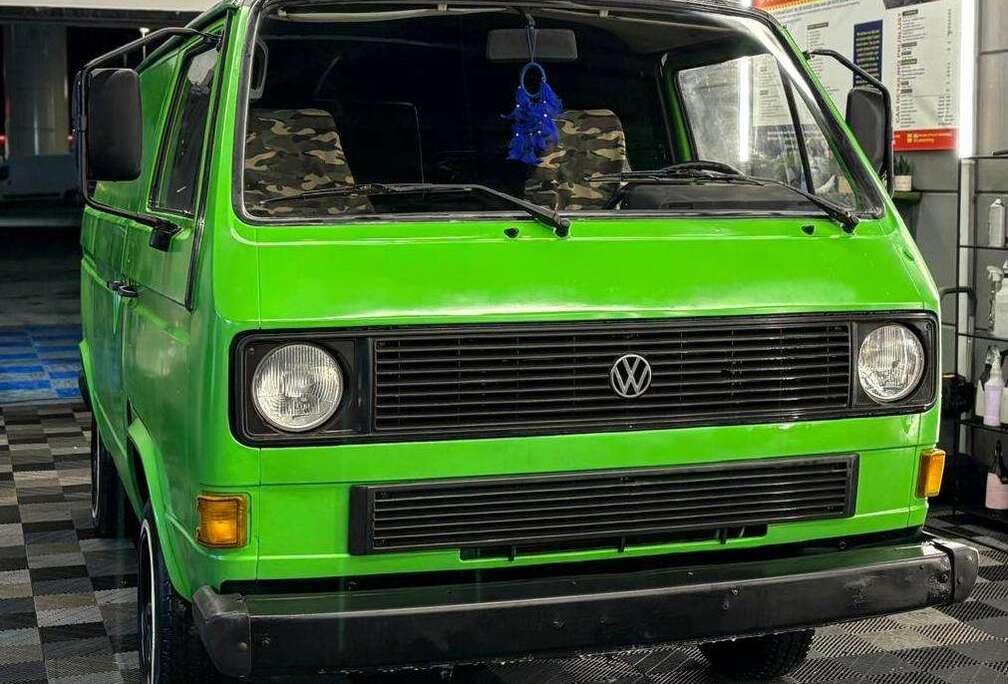 Volkswagen Transporter 1.6D  BJ.1984 KM. 698735  OLDTIMER