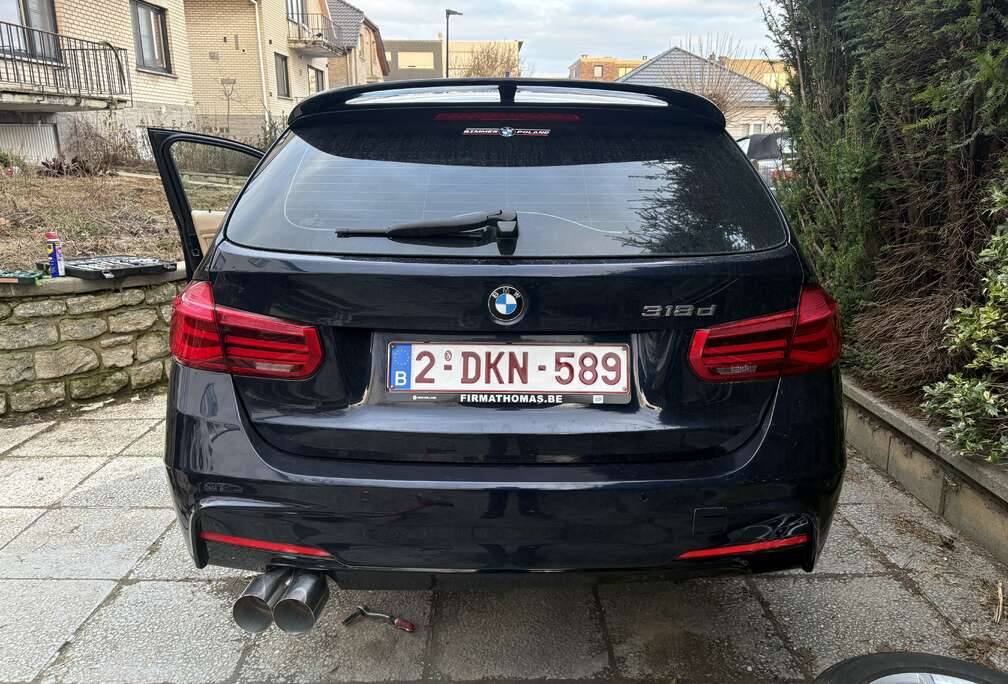 BMW 318d Touring Blue Performance