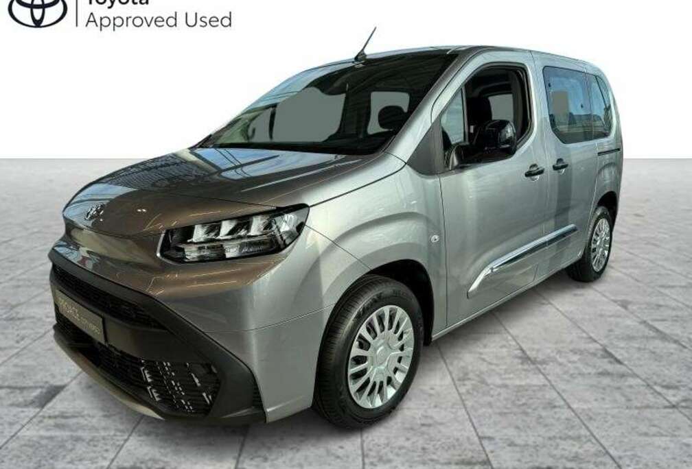 Toyota SWB 1.2 Benzine Shuttle 5pl