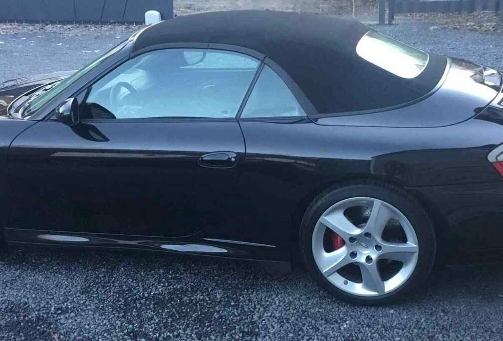 Porsche 911 Carrera 4S Cabriolet 3.6i