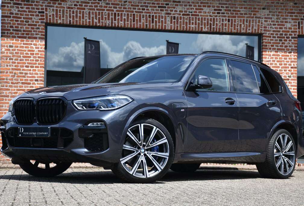 BMW 3.0AS xDrive45e PHEV Pano ACC HUD Comfort 22\