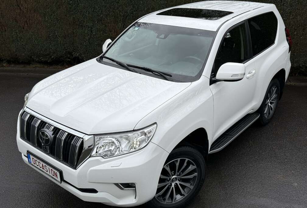 Toyota Style 2.8L D4D Diesel 177 CV  AT 3 Portes