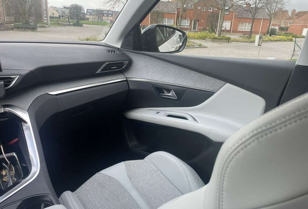 Peugeot 1.2 PureTech Active