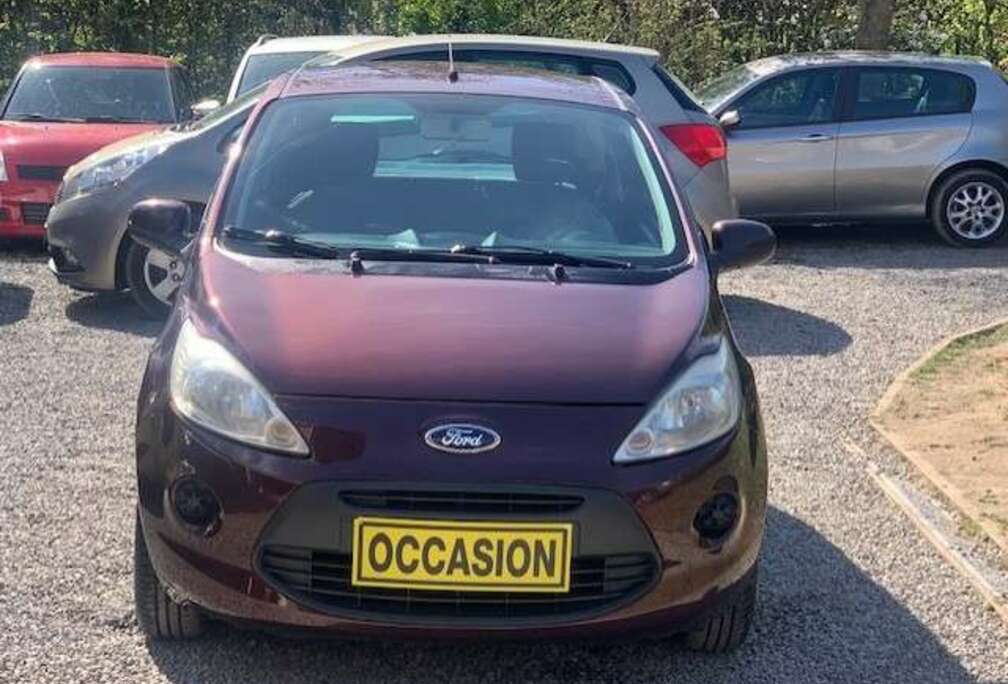 Ford Ka 1.2i Ambiente TRES JOLIE  4 NOUVEAUX PNEUS  GARANTIE 1AN A VOIR