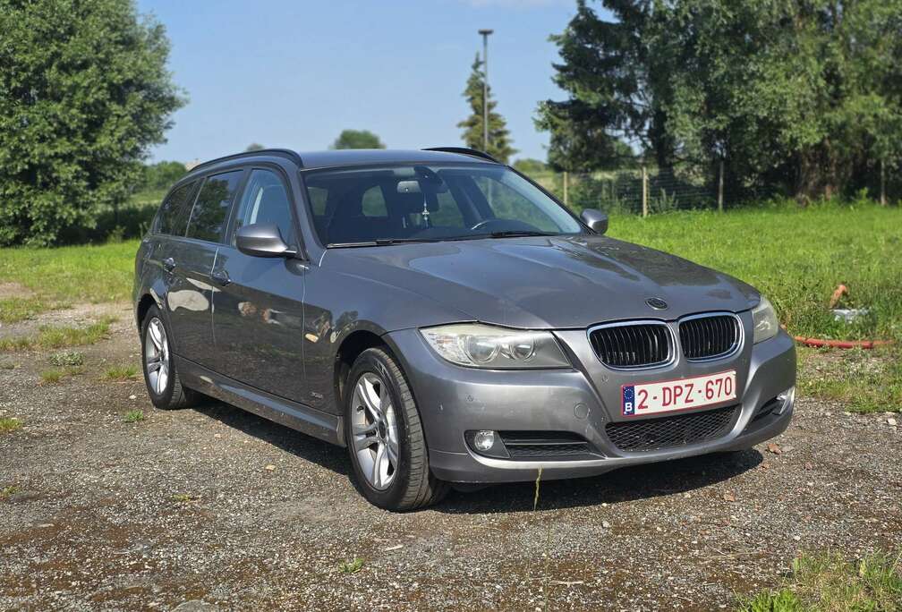 BMW 320d xDrive DPF Touring