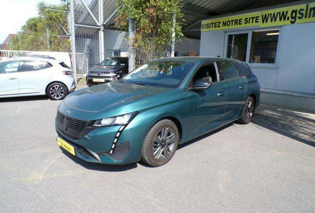 Peugeot Break 1.2i 130cv automatique bleu 11/22 6.084km Ai