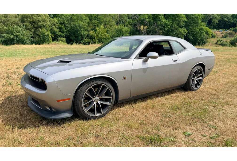 Dodge 6.4 SRT