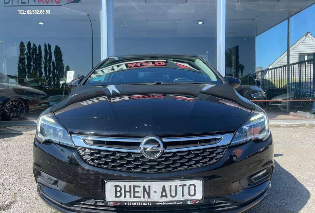 Opel Astra 1.0 Turbo ECOTEC Black Edition S/S