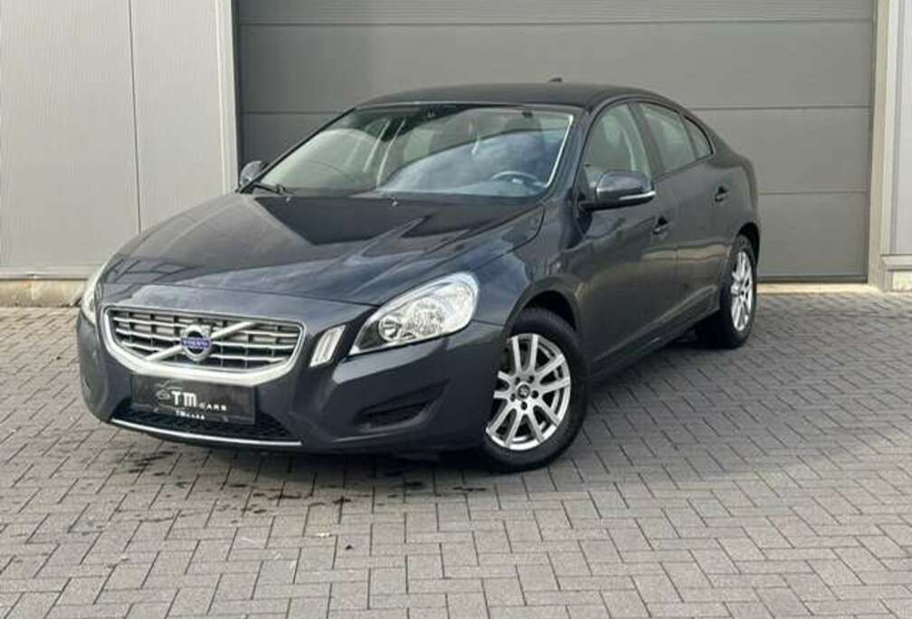 Volvo S60 DRIVe Momentum