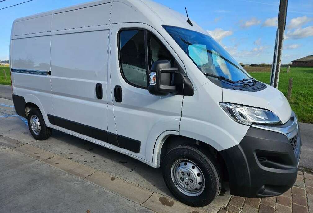 Citroen L2H2 140PK AIRCO CRUISE PDC TREKHAAK