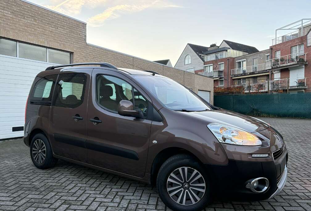 Peugeot Partner Tepee 98 VTi Active / 12 Maanden Garantie