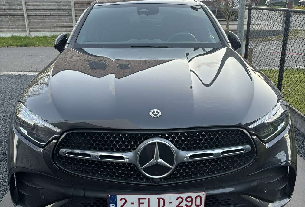 Mercedes-Benz Coupé AMG Line