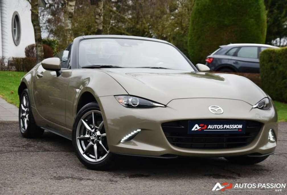 Mazda 1.5i Skyactiv-G Exclusive Line  Zircon Sand