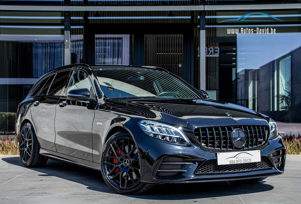 Mercedes-Benz SPORT 4Matic 3.0 V6 BiTurbo 9G-Tronic / APPLE CARPLAY / CAMERA / ZETELVERWARMING / SPORTUITLAAT