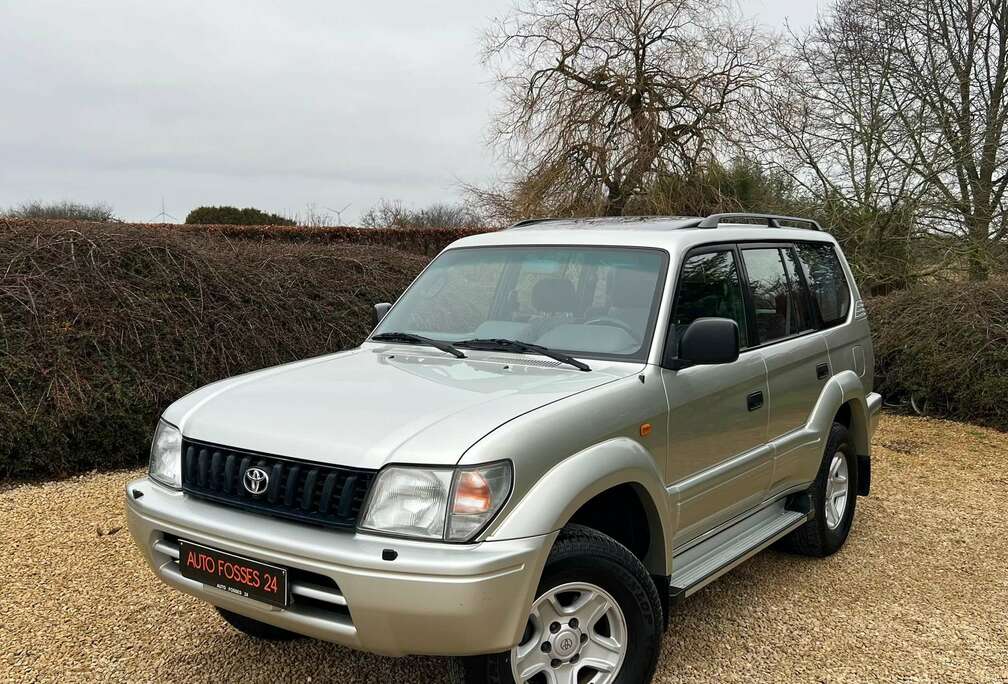 Toyota 3.0 Turbo-D AUTOMATIQUE 7 PLACES VOITURE BELGE