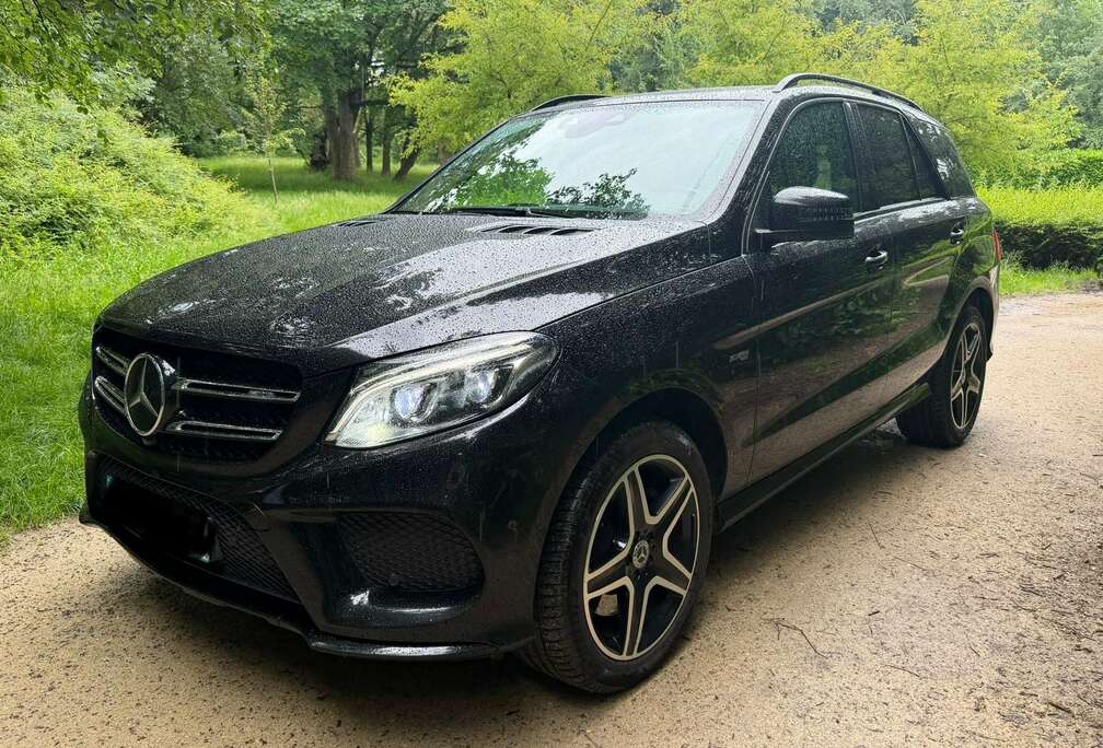 Mercedes-Benz 4MATIC AMG A