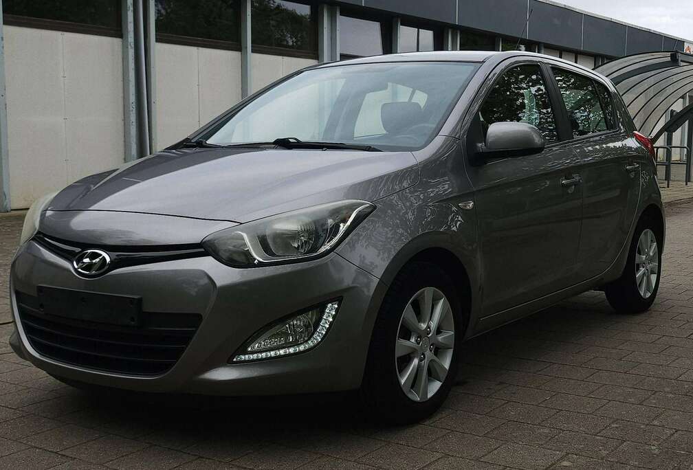 Hyundai i20 1.4i Lounge