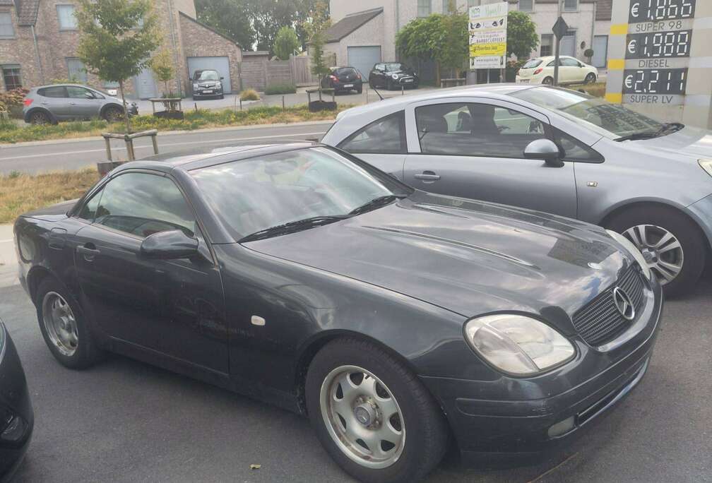Mercedes-Benz SLK 200