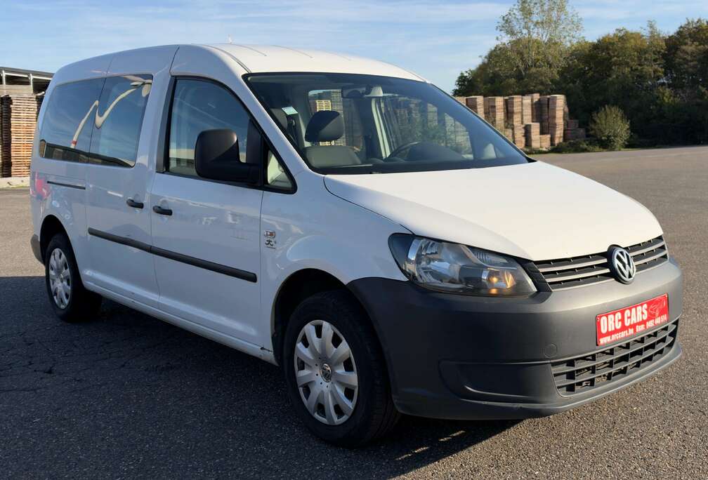 Volkswagen VOLKSWAGEN CADDY MAXI 1.6 TDI – LICHTE VRACHT – DUBBELE CABINE – 5 ZITPLAATSEN – 2012 – 1 JAAR GARANTIE