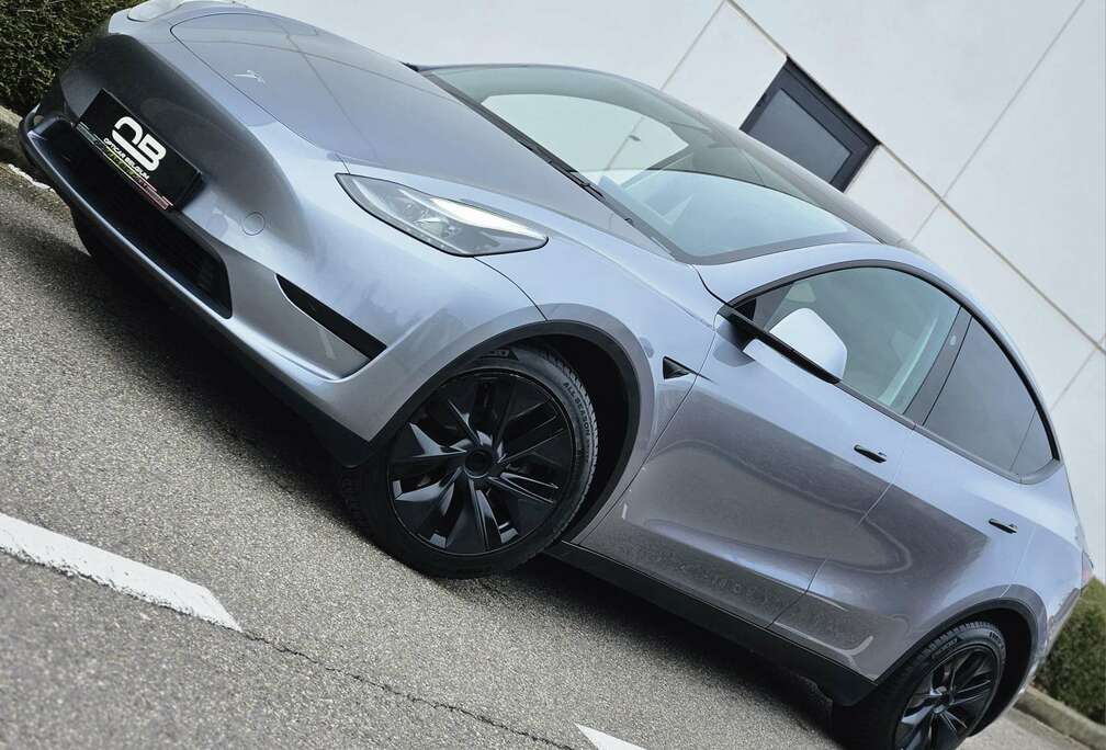 Tesla *** Long Range - 2025 - 1 Owner - BTW/TVA ***