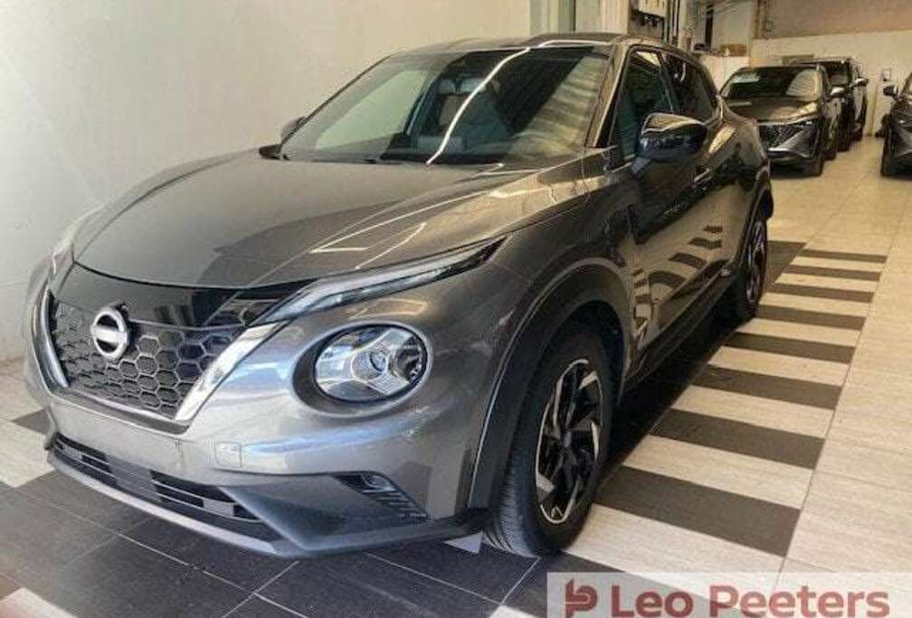 Nissan HYBRIDE N-Connecta AMT