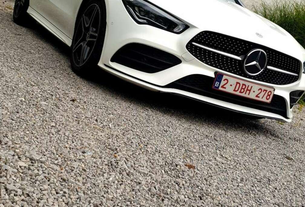 Mercedes-Benz toit ouvrant panoramique, pack amg, pack night