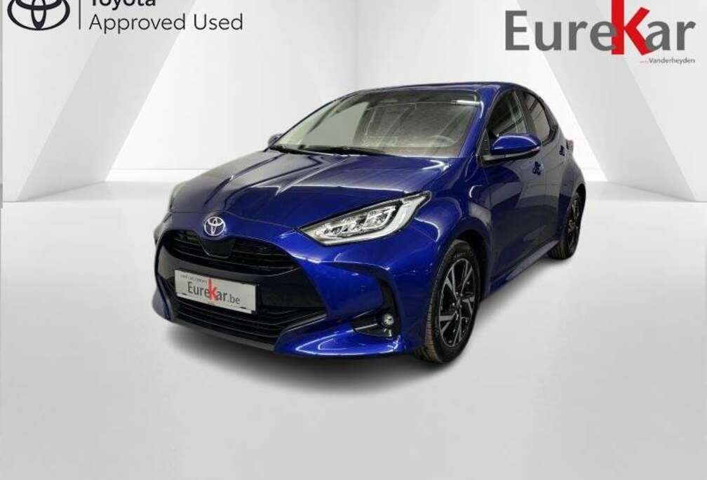 Toyota Iconic + Hi-Tech Pack