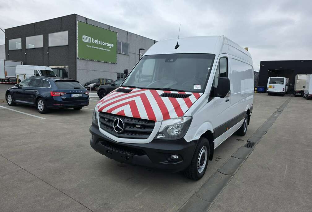 Mercedes-Benz 316 (Stock ID 45557)