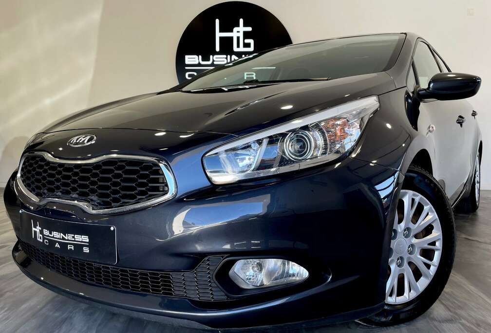 Kia CEE\'D/ 1.4 CRDi/ CLIMATISATION / BLUETOOTH/ CRUISE CONTROL