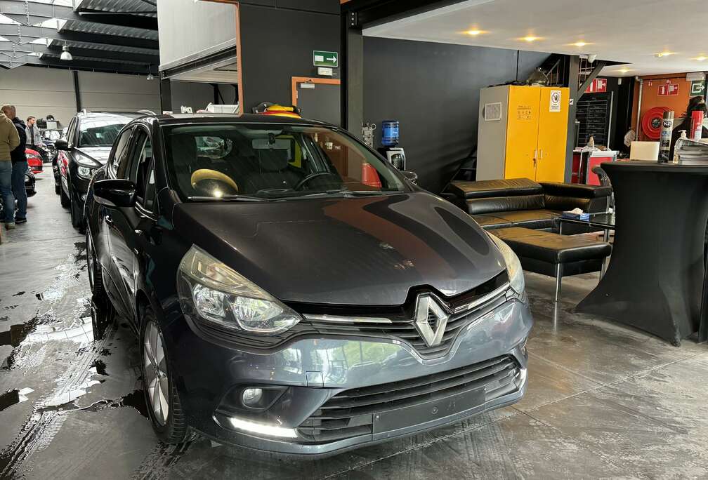 Renault 0.9 TCe - A/C - MEDIA/TEL - NAVI - LIM/REG - STARTANDSTOP