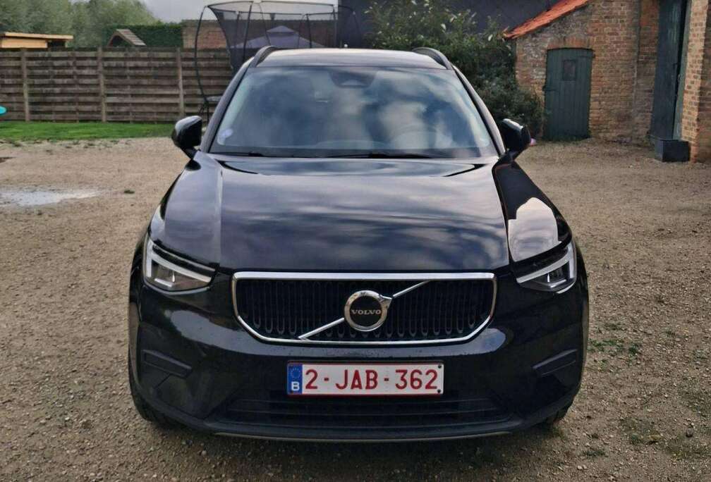 Volvo XC40 2.0 B3 MHEV Essential DCT Essential