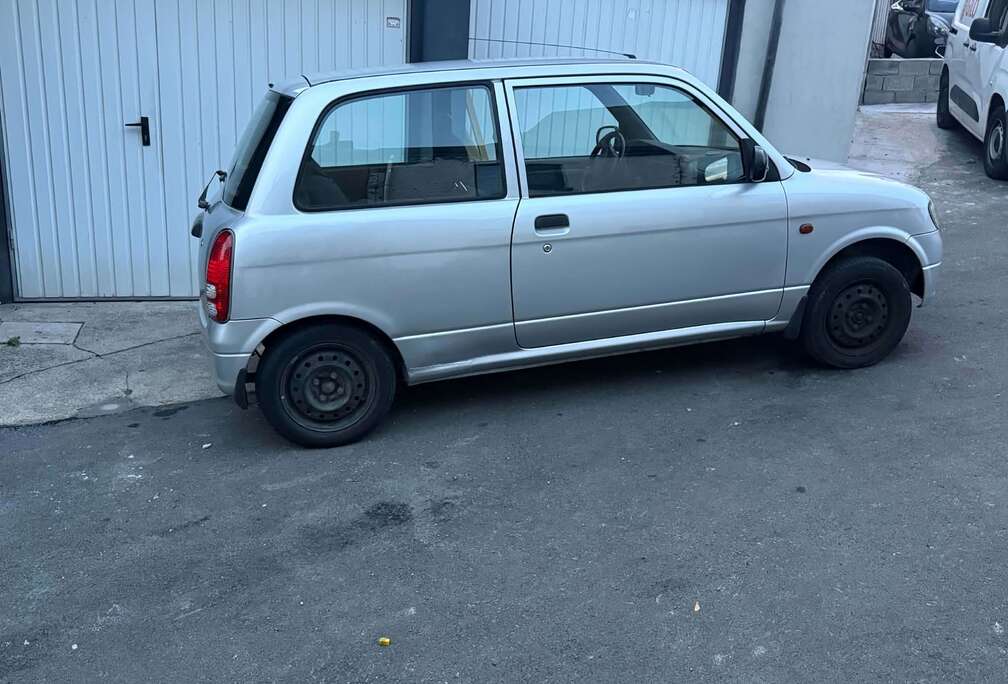 Daihatsu 1.0i 12v Aero