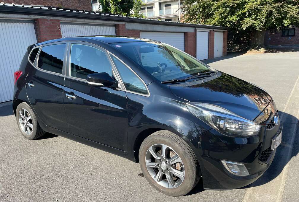 Hyundai ix20 1.4 blue Space