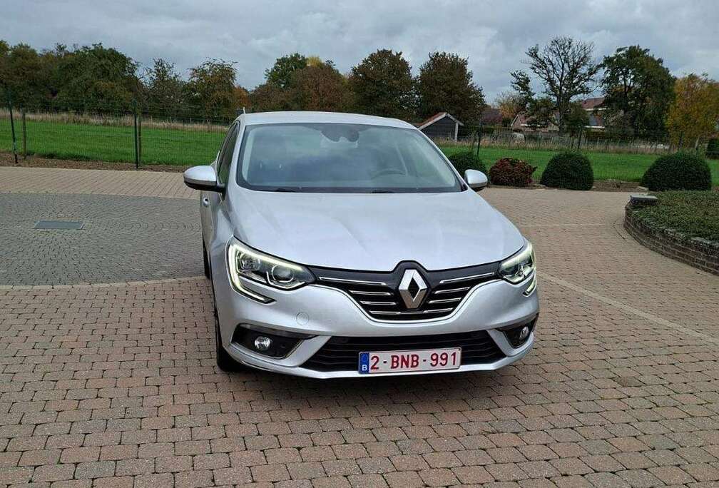 Renault Megane ENERGY TCe 130 BOSE EDITION
