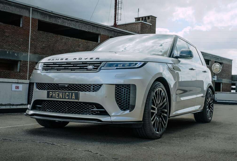 Land Rover 4.4 P635 SV  Edition One  CARBON