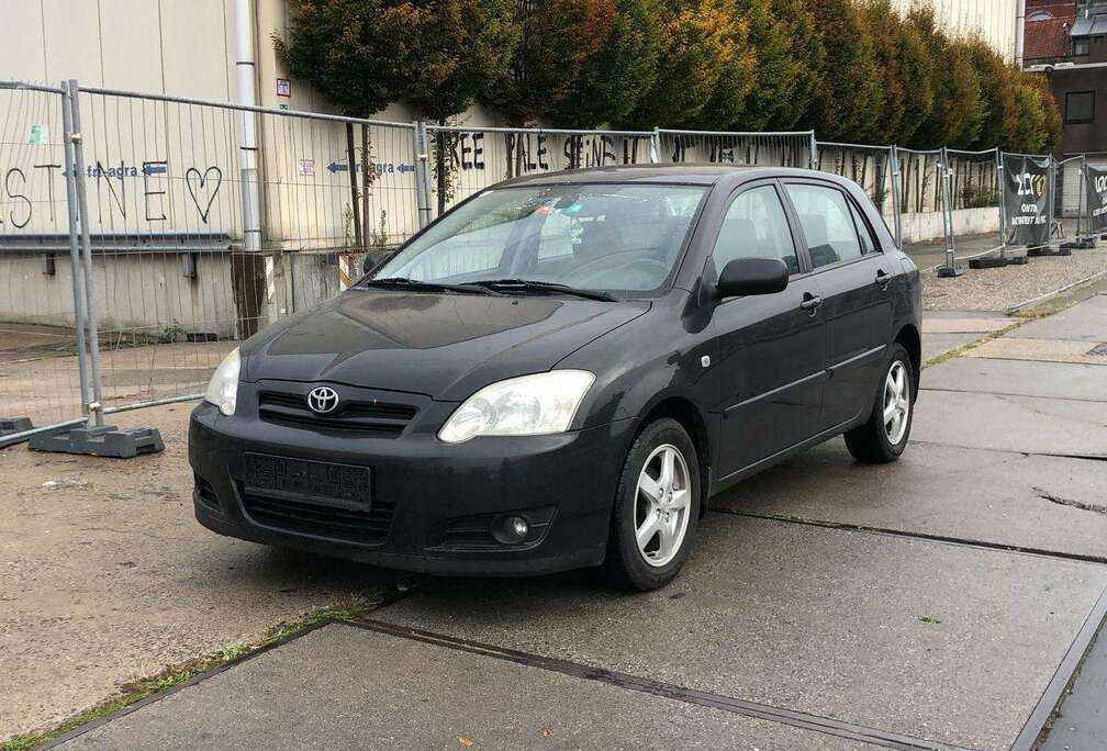 Toyota 1.4i VVT-i 16v Linea Sol Pack