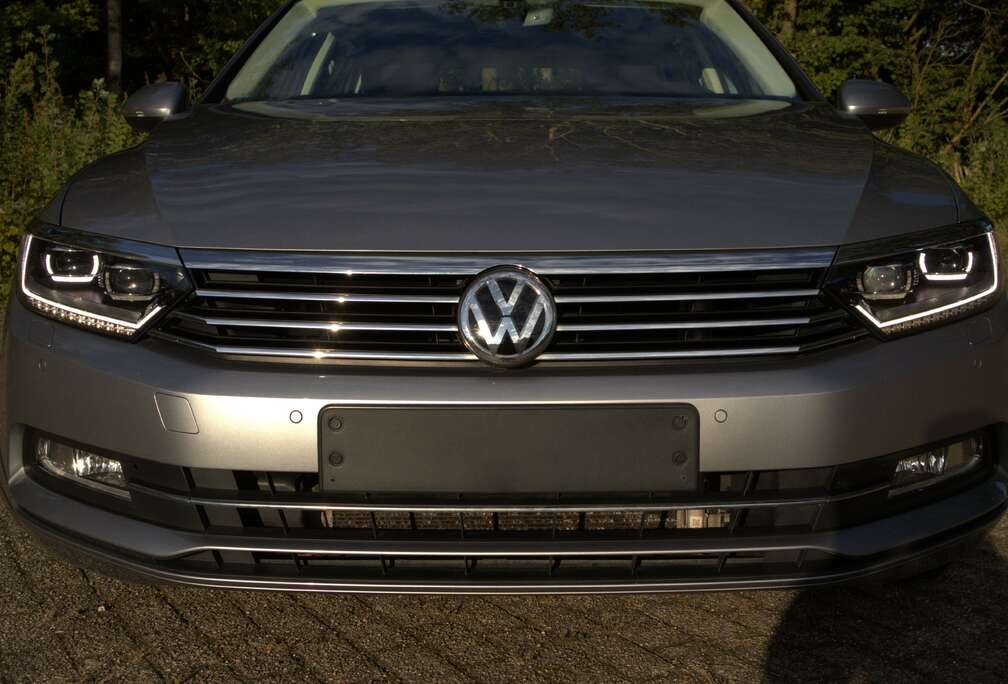 Volkswagen Volkswagen Passat 1.6 TDI Variant DSG