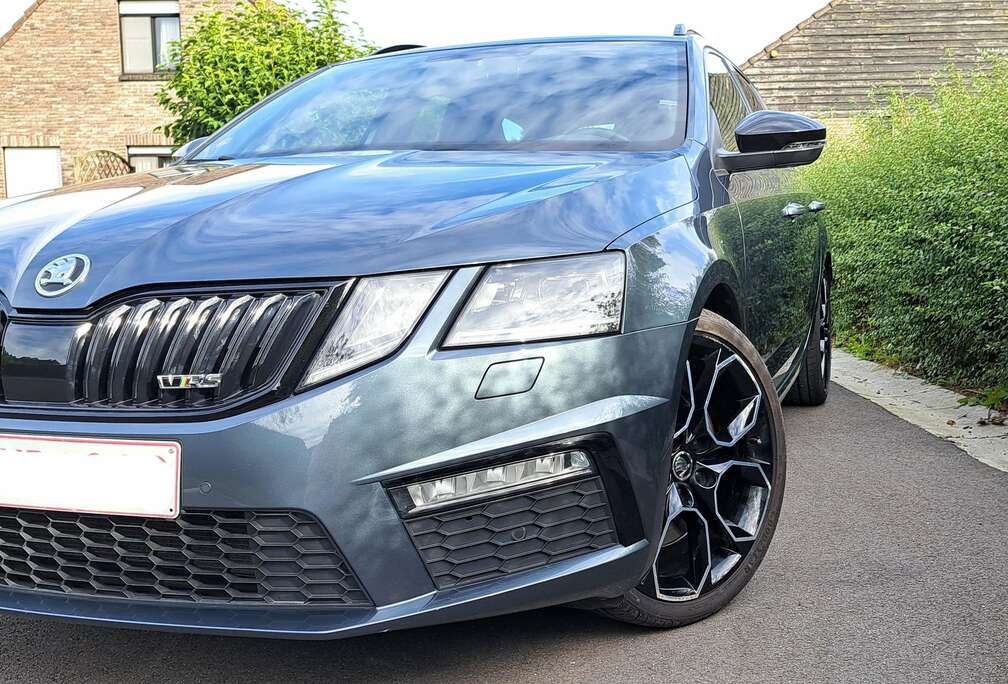 Skoda Octavia Combi 2.0 TSI RS