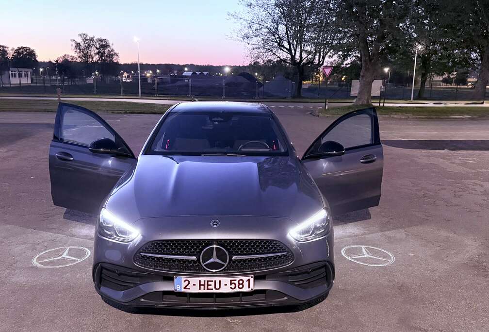 Mercedes-Benz 9G-TRONIC Edition AMG Line