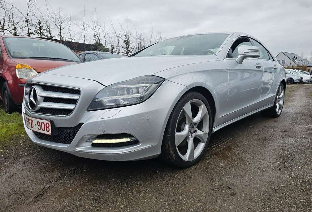 Mercedes-Benz (BlueTEC) d 4Matic 7G-TRONIC