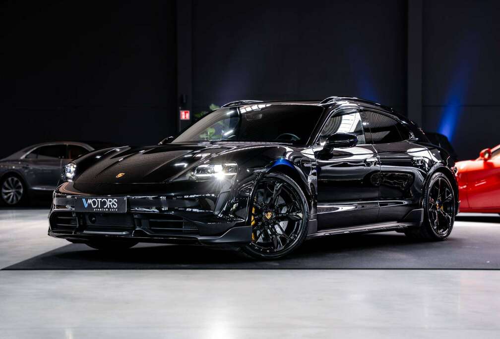 Porsche Turbo S Cross Turismo 93.4 kWh - PCCB - LED Matrix - PTV plus - PASM - Bose - Carbon inleg - ACC